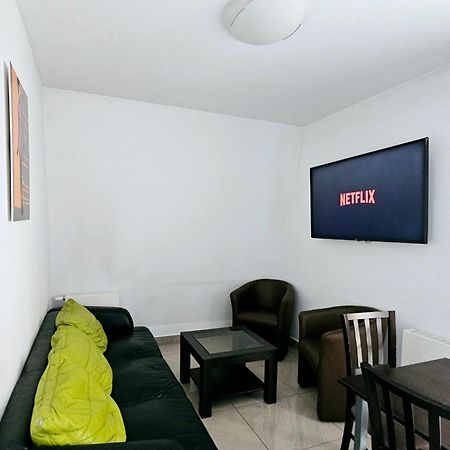 شقة Apartament Quiet كراكوفيا المظهر الخارجي الصورة